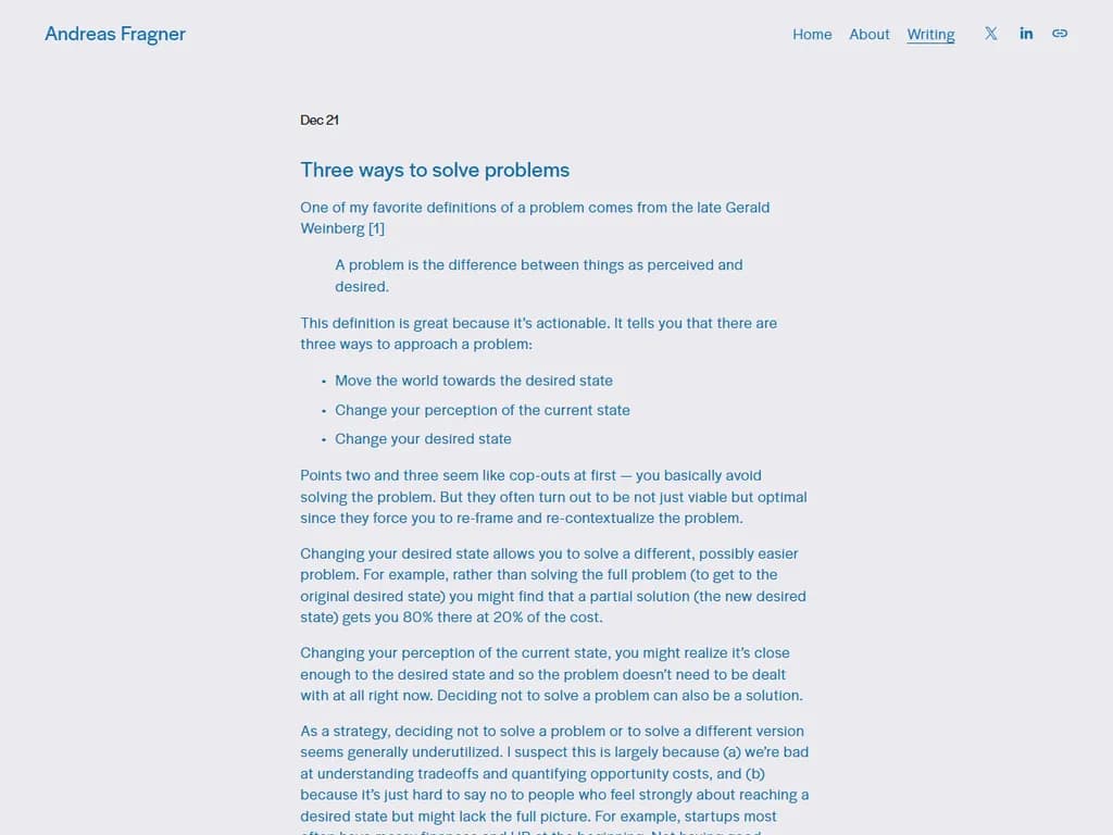 **問題解決の三つの方法**

1. 問題を特定する  
   • 何が間違っているか、そしてそれがなぜ重要なのかを明確にします。

2. 解決策を考える  
   • アイデアをブレインストーミングし、メリットとデメリットを検討します。

3. 実行して評価する  
   • 選択した解決策を実施し、その結果をレビューして改善点を見つけます。